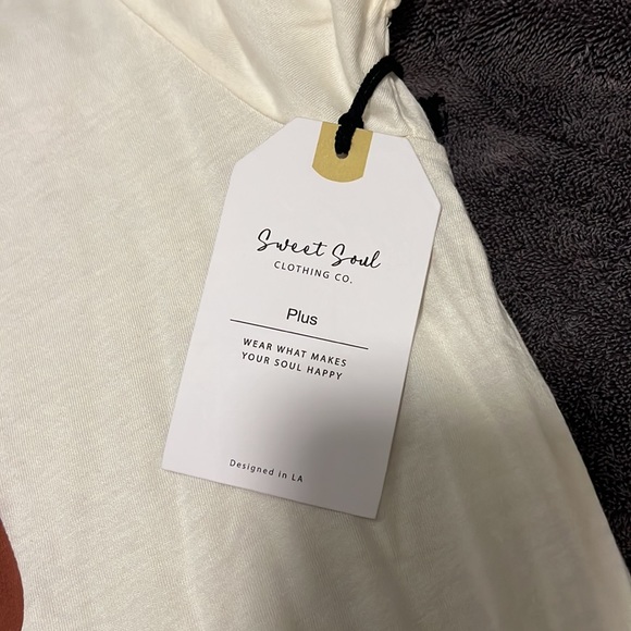 Plus size shirt from Marshall’s - Picture 3 of 4